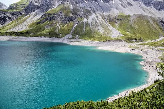 Les 10 Meilleures Destinations de Voyage Écoresponsables à Explorer